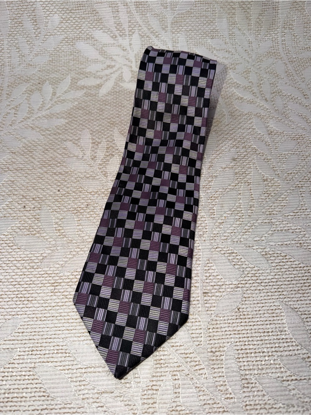Men's Black and Purple Check Pattern 100% SilkTie